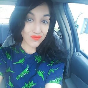 Meet your Posher, Lisa